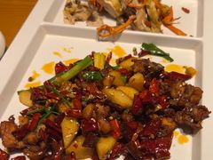 -隔壁老王·家常云南菜(花巷店)