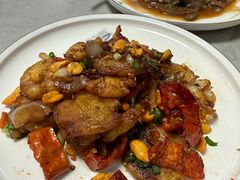 -阿峰饭店·本地土菜馆·农家土鸡煲·一品神仙鸡(报福店)