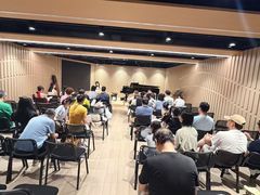 -柏斯音乐艺术中心·钢琴·吉他(上音店)