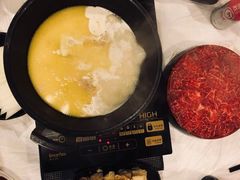 -鲜入围煮花胶鸡海鲜火锅