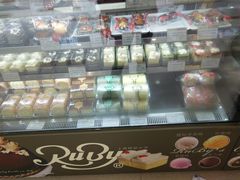 零售区-红宝石·鲜奶小方(莘庄龙之梦店)
