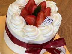-花花卷卷·鲜食蛋糕(静安久光百货店)