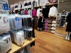 -优衣库(苏州吴江万象汇店)