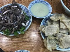 老北京爆肚-门框胡同百年卤煮(新街口店)