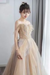 -艾朵婚纱
