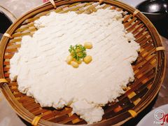 自制鲜豆腐-九宫格重庆火锅(北国商城店)