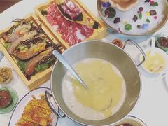 花胶鸡锅底-上房火鍋(新天地店)