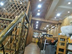 大堂-老东镇啤酒屋海鲜加工·蒸汽海鲜·海鲜烧烤(台东店)
