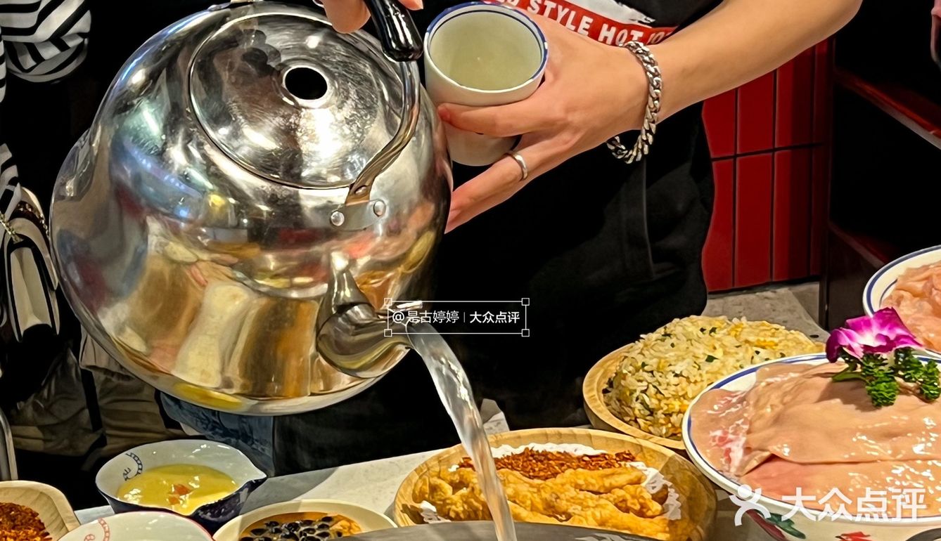 求求你们快去吃这家！我反正吃懵了……