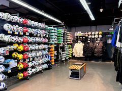 -迪卡侬(西三旗店)