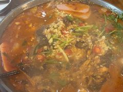 -重庆鸡公煲·青锅花椒鱼(牡丹江路店)