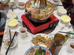 -撒拉人家.酸菜牦牛肉火锅