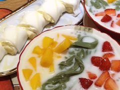 士多啤梨芒果绿茶拉面-甜心妈妈·榴莲星级糖水(北京路总店)