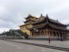 -峨嵋山金顶