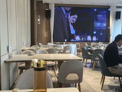 -泓历皇朝酒店(东亭店)