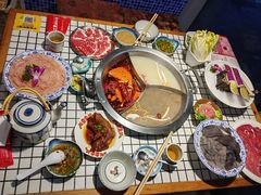-山悦里 山野·鲜火锅(罗斯福广场店)