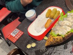 -醉董牛川派鲜肉自选火锅(烟台店)