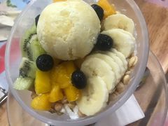 鲜果优酪雪（蓝莓）-满记甜品(王府井北京市百货大楼店)