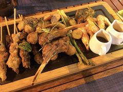 -三亚艾迪逊酒店·海滩烧烤 BARBACOA·现场乐队·浪漫晚餐·烧烤海鲜