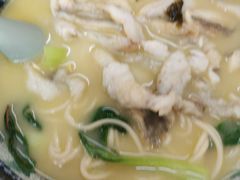 -明呈黄鱼面馆(斜土路店)