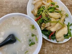 -吕记清真美食城(永兴服装街店)