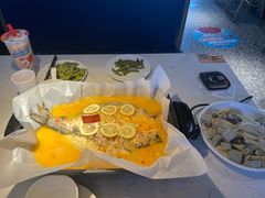 -里岛烤鱼(东港凯虹广场店)