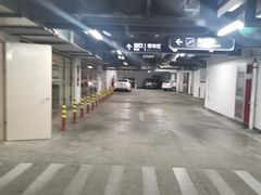 -中信泰富万达广场·停车场