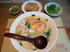 -荣家黄鱼面(南京西路店)