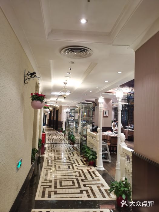 东方明珠老上海8号餐厅图片