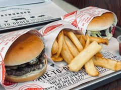 蘑菇芝士汉堡-FATBURGER 特富客汉堡(外交公寓店)