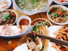 跷脚牛肉-谢老五跷脚牛肉·非遗传承店