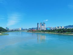 -中国宜宾·长江地标广场