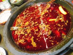 黄菜油锅底-老船夫石锅苗苗鱼·老字号(三道堰总店)