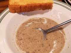 蘑菇奶油湯-I HOLIC艾豪丽披萨(KKone店)