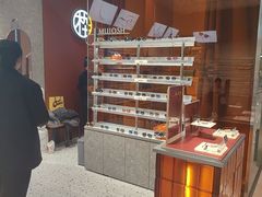 -MUJOSH木九十眼镜(月星环球港B1店)