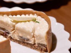 -VERIE BAKEHOUSE