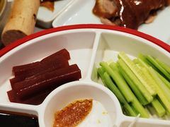 特价传统烤鸭-东兴楼饭庄(六里桥店)