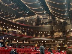 -交通银行前滩31演艺中心