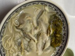-明呈黄鱼面馆(斜土路店)