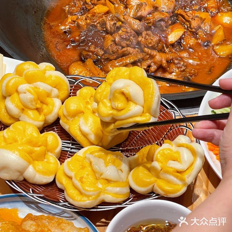 在深圳，真能吃过瘾的传统铁锅炖！！