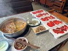 -罗二娘·鲜切牛自助火锅(罗湖东门步行街店)