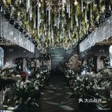 站在舞台上的你,是那么美