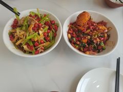 -独一佳老胡湘菜馆(矿山路店)