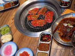 -明洞阿姨·韩式酱蟹烤肉·创意料理(三元桥店)