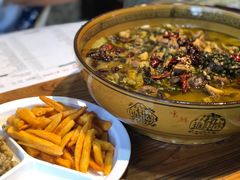 酸菜鸡-呱呱叫民俗风味主题餐厅(沣峪口店)