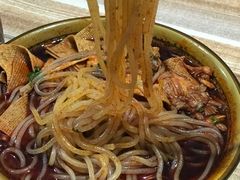 -老字号杨坡红油米线腊汁肉夹馍(东四道巷店)
