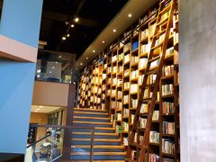 -那美(华莱坞店)