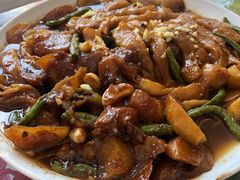 农家一锅出-何适山庄 ·可团建(水长城P2停车场店)