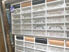 -视野联行眼镜·蔡司授权店(长白万象汇店)