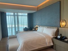 -深圳国际会展中心希尔顿酒店(前海华发冰雪世界店)